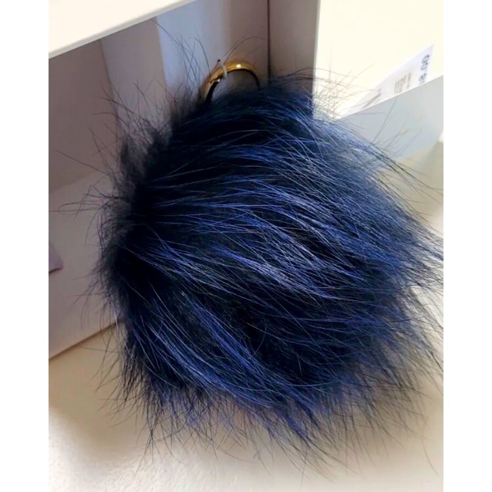 NEW !! Michael Kors fur Pom Pom